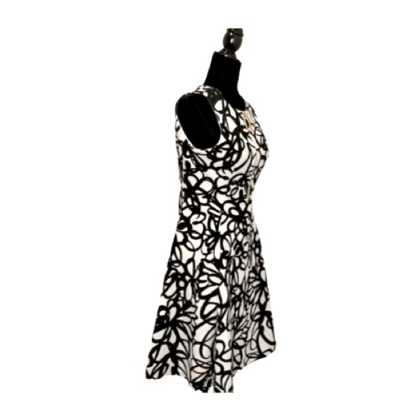 DKNY Black & White Scribble Pattern A-Line Dress Size 2 With Pockets - Picture 3 of 7